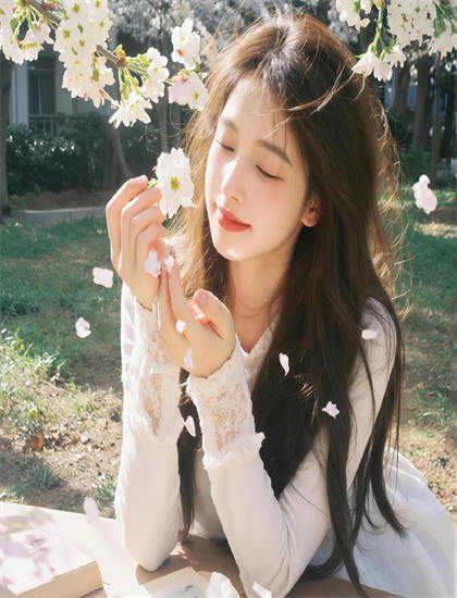 灾难片技术揭秘：《怒火2022》的创作历程与幕后故事 ——灾难片的专业鉴赏